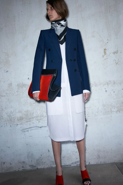 Look 3